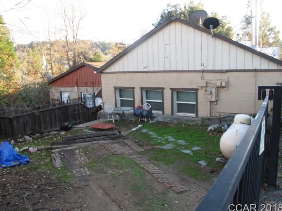 8359 Center St, Mokelumne Hill, CA 95245